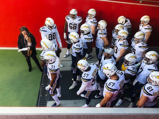 优缺点进行 优缺点进行